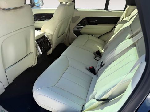 New 2026 Land Rover Range Rover SE AWD/4WD image 14