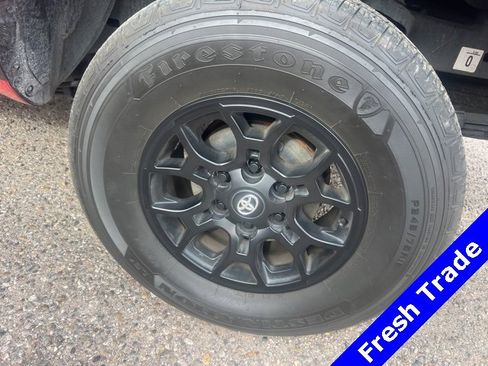 Used 2023 Toyota Tacoma SR5 image 7