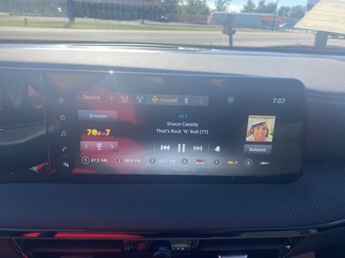 New 2025 Nissan Kicks SR image 22