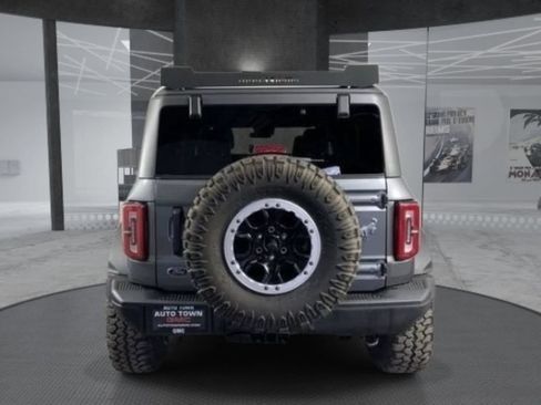 Used 2023 Ford Bronco Badlands AWD/4WD image 6