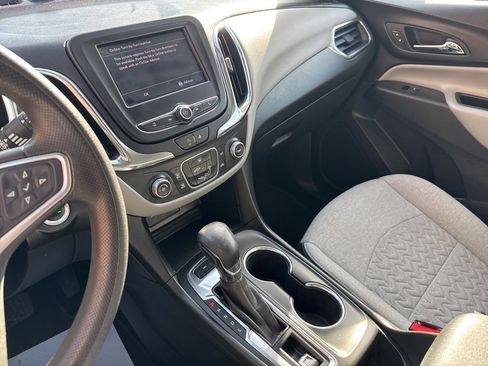 Certified 2022 Chevrolet Equinox LS image 27