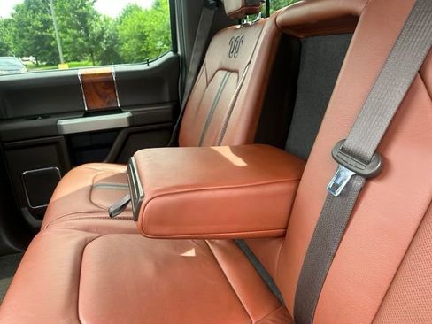 Used 2018 Ford F150 King Ranch w/ Equipment Group 601A Luxury AWD/4WD image 19
