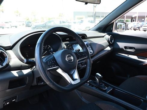 Used 2021 Nissan Kicks SR FWD image 22