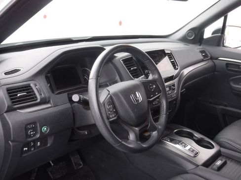 Used 2023 Honda Passport EX-L image 11