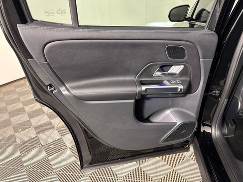 Certified 2024 Mercedes-Benz GLB 250 4MATIC image 23
