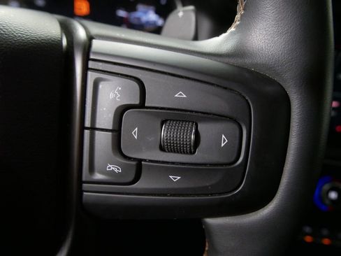 Used 2024 GMC Sierra 1500 AT4 w/ AT4 Premium Package image 21