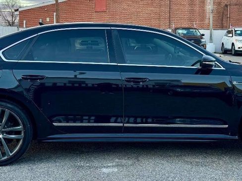 Used 2017 Volkswagen Passat 1.8T R-Line image 7