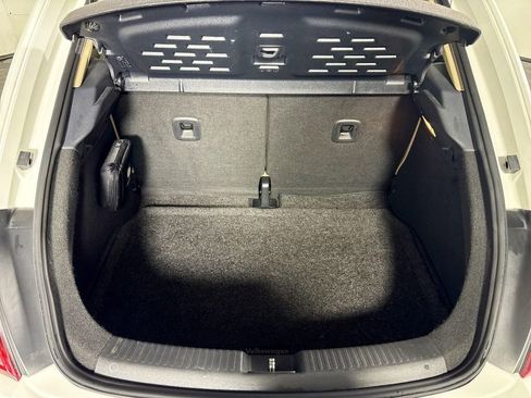 Used 2013 Volkswagen Beetle 2.0T image 18