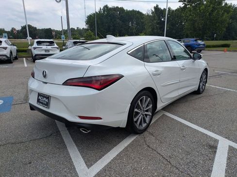 New 2026 Acura Integra FWD image 4