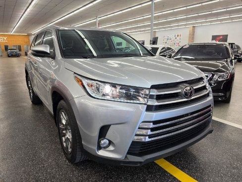 Used 2018 Toyota Highlander Limited Platinum w/ Protection Package #3 AWD/4WD image 3