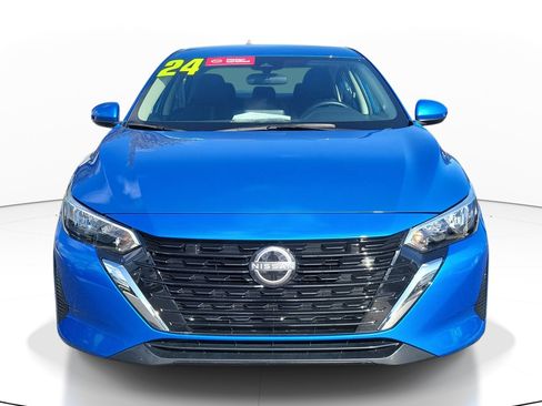 Certified 2024 Nissan Sentra SV FWD image 2