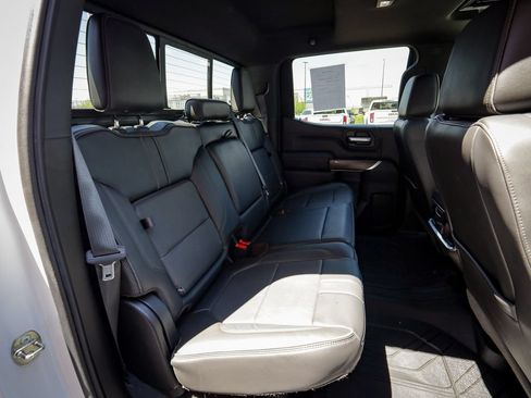 Used 2020 Chevrolet Silverado 1500 High Country w/ Technology Package AWD/4WD image 29
