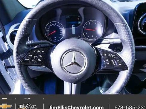 Used 2025 Mercedes-Benz Sprinter 2500 image 13