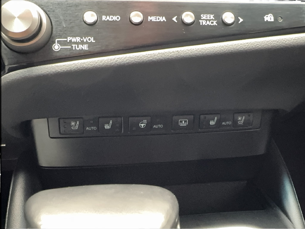 Used 2024 Lexus ES 350 w/ Technology Package FWD image 44