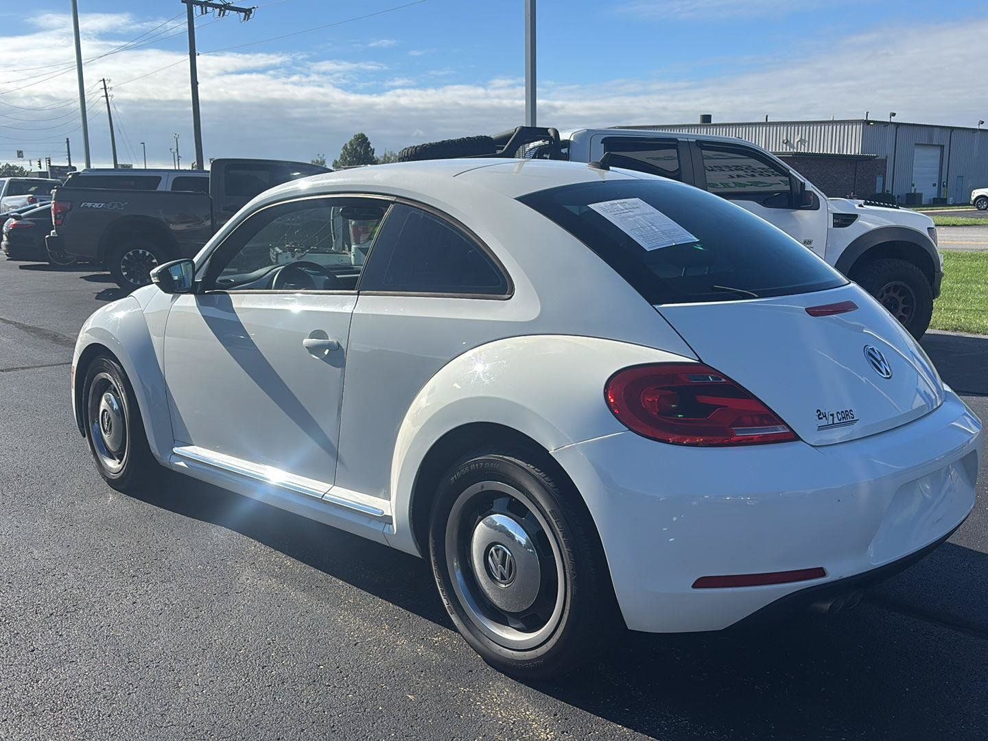 Used 2013 Volkswagen Beetle 2.5 FWD image 5