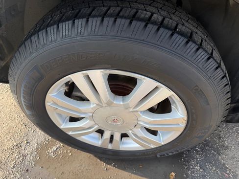 Used 2014 Cadillac SRX Luxury w/ Driver Awareness Package image 28