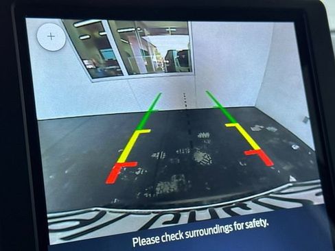 Used 2024 Ford Edge SEL image 27