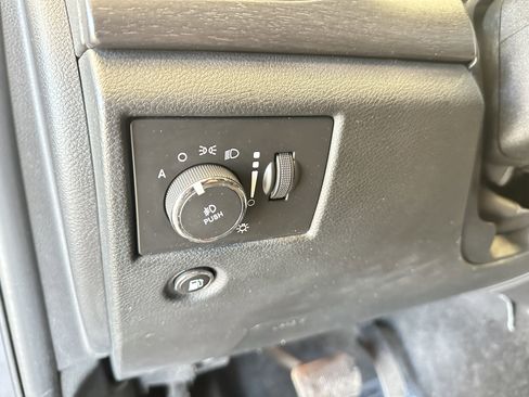 Used 2015 Jeep Grand Cherokee Laredo w/ Quick Order Package 23E image 25