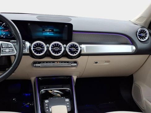 Used 2022 Mercedes-Benz GLB 250 GLB 250 image 15