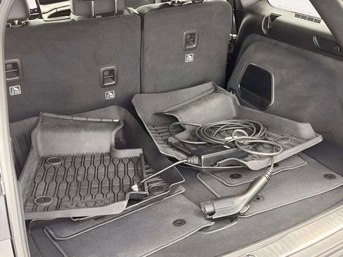 Used 2022 Jeep Grand Cherokee Overland image 18