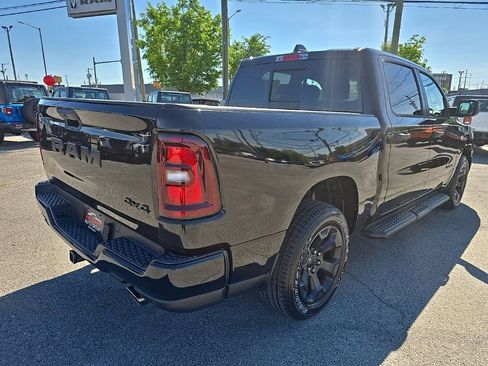 New 2026 RAM 1500 Express AWD/4WD image 3