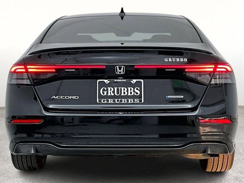 Used 2024 Honda Accord Sport image 6