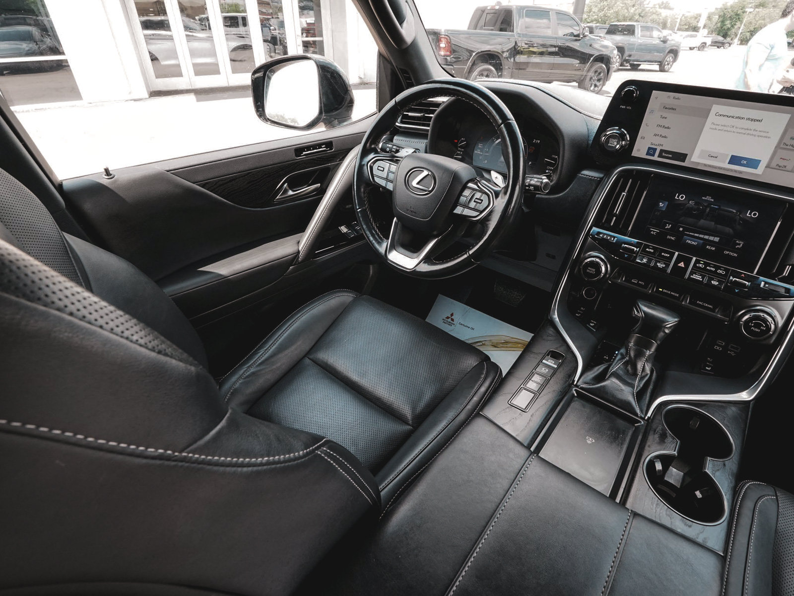 Used 2022 Lexus LX 600 4WD w/ Appearance Package image 44