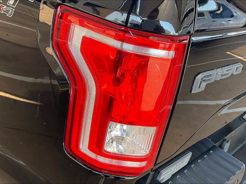 Used 2016 Ford F150 XLT w/ Equipment Group 302A Luxury AWD/4WD image 27