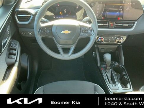 Used 2025 Chevrolet TrailBlazer LT image 14