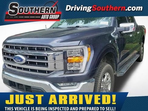 Used 2021 Ford F150 Lariat RWD image 1