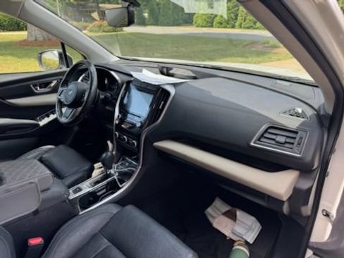 Used 2021 Subaru Ascent Limited w/ Technology Package AWD/4WD image 2