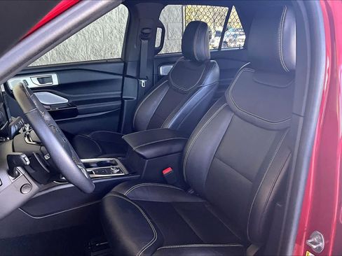 Used 2023 Ford Explorer ST w/ Equipment Group 401A image 7