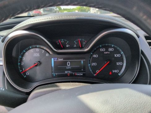 Used 2019 Chevrolet Impala LT FWD image 11
