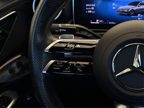 Used 2024 Mercedes-Benz C 300 Sedan image 28