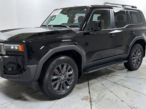 Used 2024 Toyota Land Cruiser Base image 1