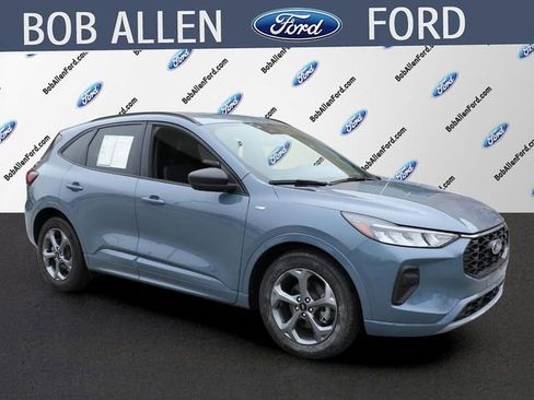 Used 2023 Ford Escape ST-Line w/ Tech Pack #1 FWD image 1