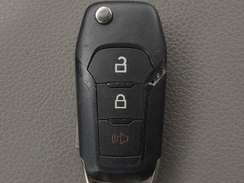 Used 2019 Ford F150 XL w/ Equipment Group 101A Mid RWD image 32