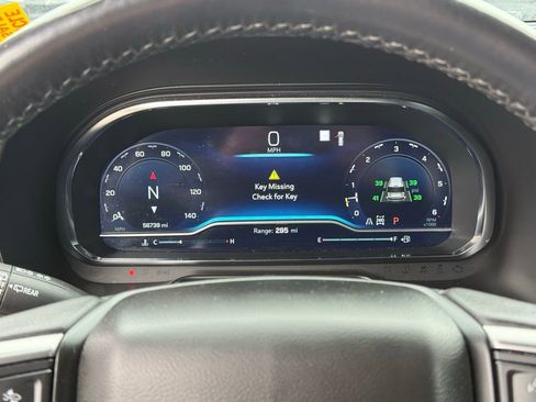 Used 2022 Chevrolet Tahoe LT w/ Luxury Package image 19