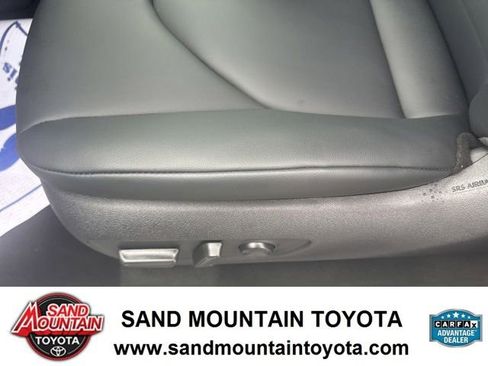 Used 2026 Toyota Highlander XLE AWD/4WD image 14