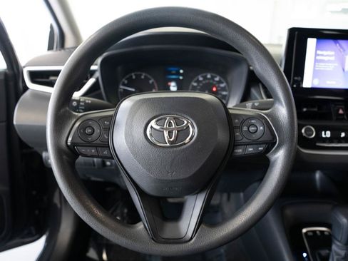 Used 2024 Toyota Corolla LE w/ LE Convenience Package FWD image 9