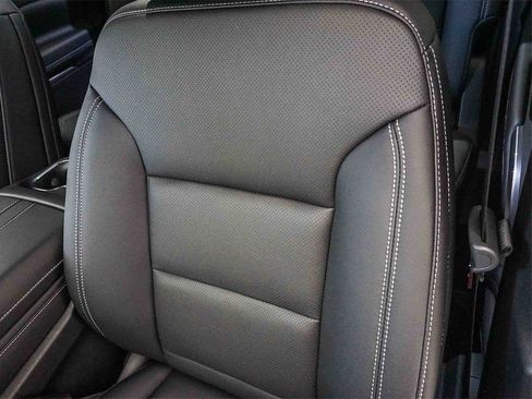 New 2026 Chevrolet Traverse LT w/ LPO, Floor Liner Package image 21