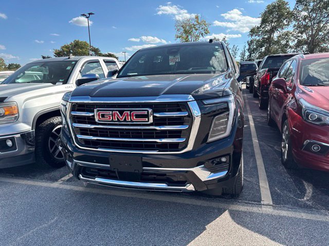 Used 2025 GMC Yukon XL Elevation w/ Technology Package AWD/4WD image 4