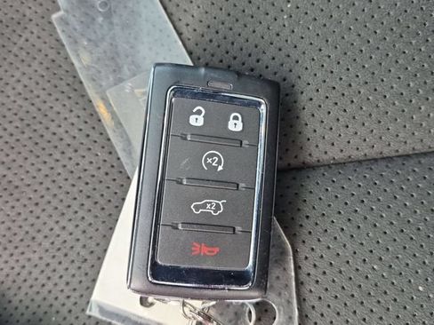 Used 2024 Jeep Grand Cherokee L Altitude AWD/4WD image 34