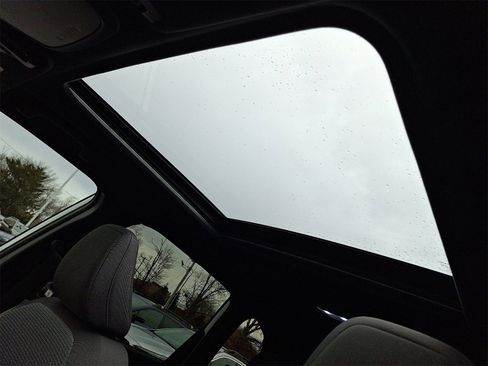 New 2026 Subaru Forester Premium image 7