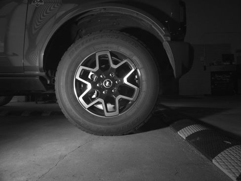 Used 2024 Ford Bronco Outer Banks AWD/4WD image 26