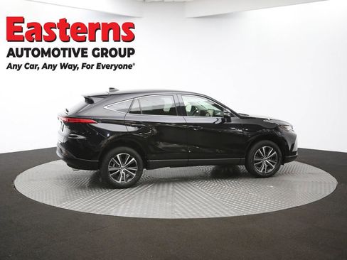 Used 2022 Toyota Venza LE image 42