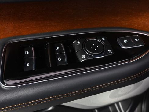 Certified 2024 Lincoln Navigator Black Label AWD/4WD image 24