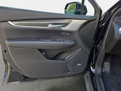Used 2021 Cadillac XT5 Sportv AWD/4WD image 37