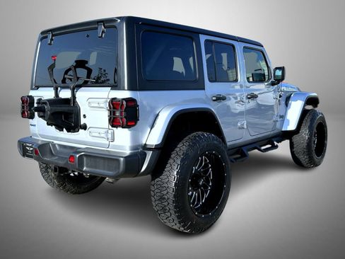 Used 2023 Jeep Wrangler Unlimited Rubicon 4xe w/ Cold Weather Group AWD/4WD image 5