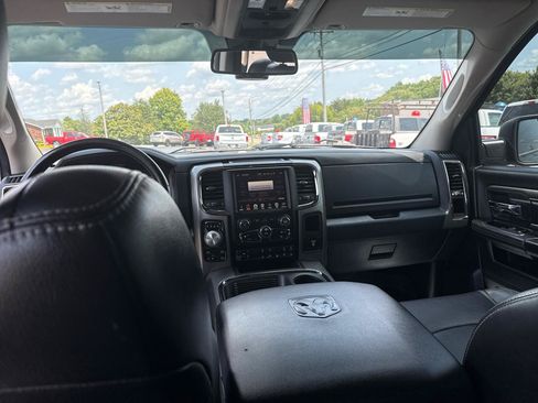 Used 2016 RAM 1500 Sport w/ Black Ram 1500 Sport Group AWD/4WD image 16